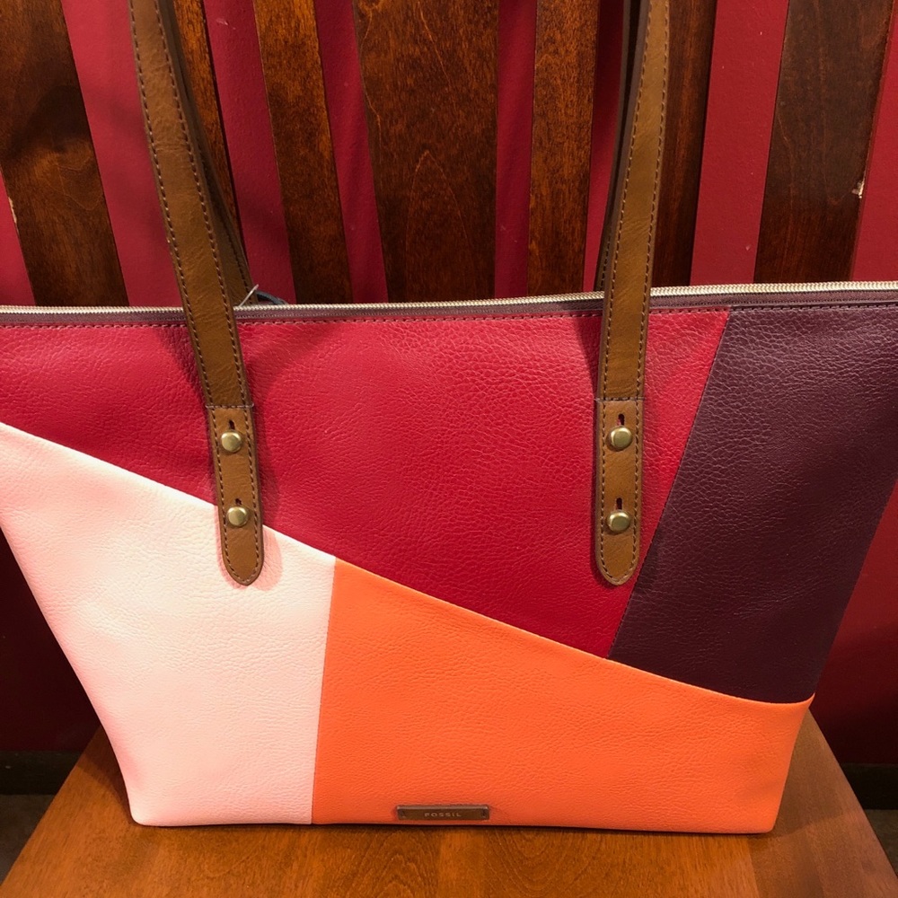 New - tags on multicolor fossil tote